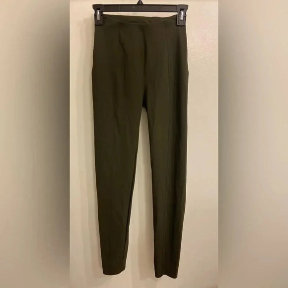 Lululemon Here to There High-Rise 7/8 Pant Olive Green Size 2 - Picture 4 of 8